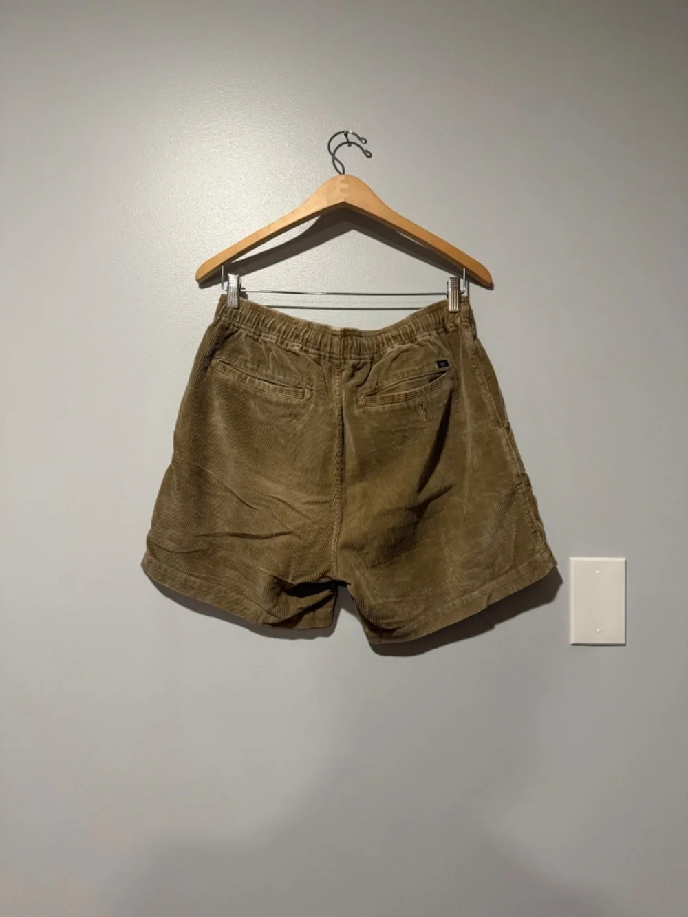 Faherty Essential Cord Short